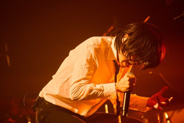 【ライブレポート】宮本浩次、小林武史ら出演『百年後芸術祭』スペシャルライブ「dawnsong」が大盛況