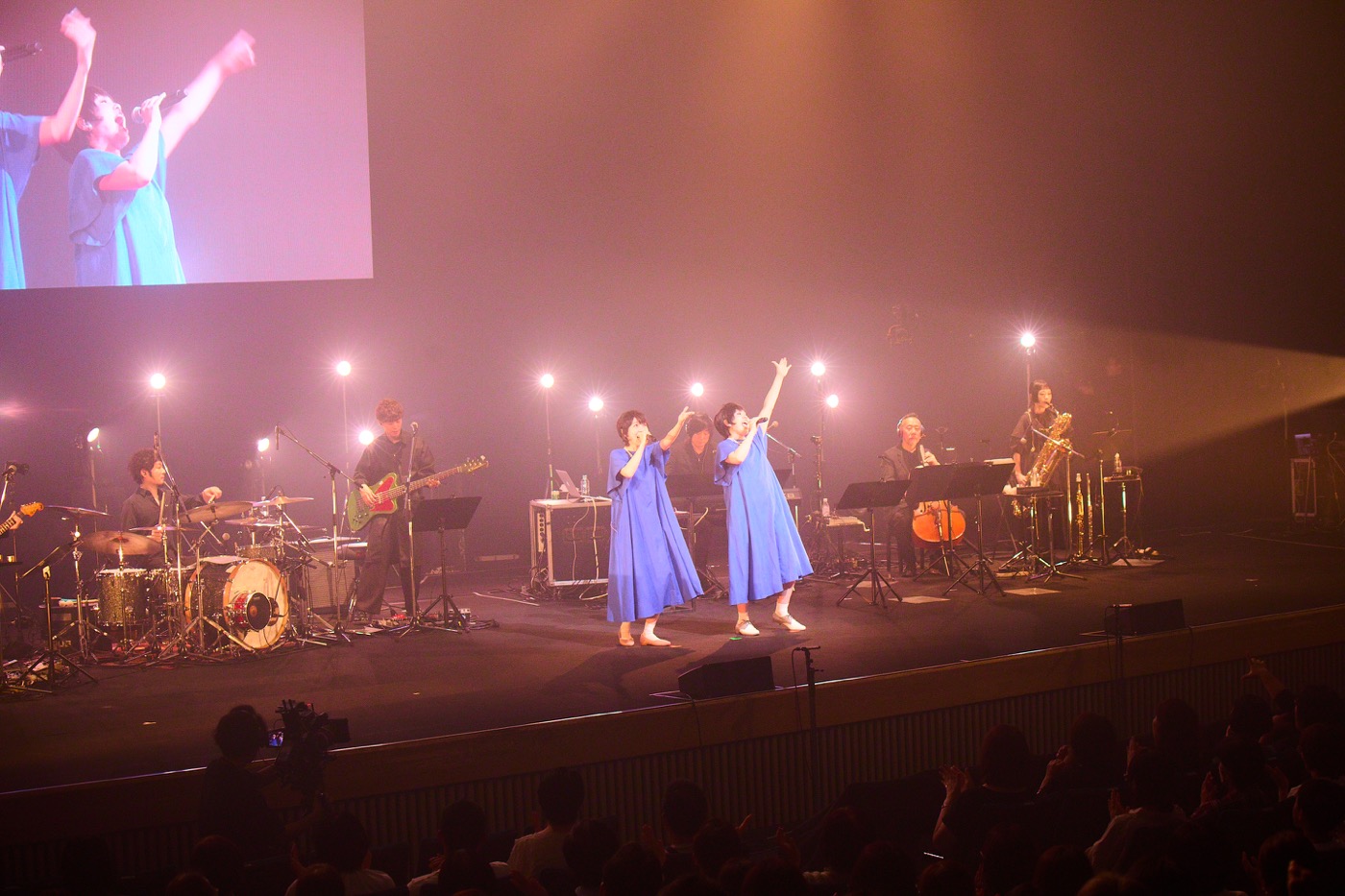 【ライブレポート】宮本浩次、小林武史ら出演『百年後芸術祭』スペシャルライブ「dawnsong」が大盛況 - 画像一覧（4/5）