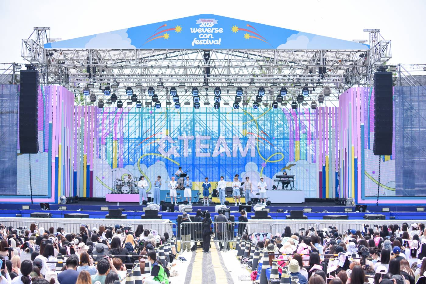 【ライブレポート】&TEAM『2024 Weverse Con Festival』出演！ 15,000人規模の韓国・インスパイアアリーナ熱狂 - 画像一覧（21/22）