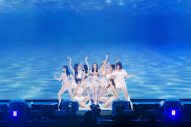 【ライブレポート】TWICE、全世界で約150万人を動員した超大型ツアーの最終公演を日産スタジアムにて開催 - 画像一覧（15/16）