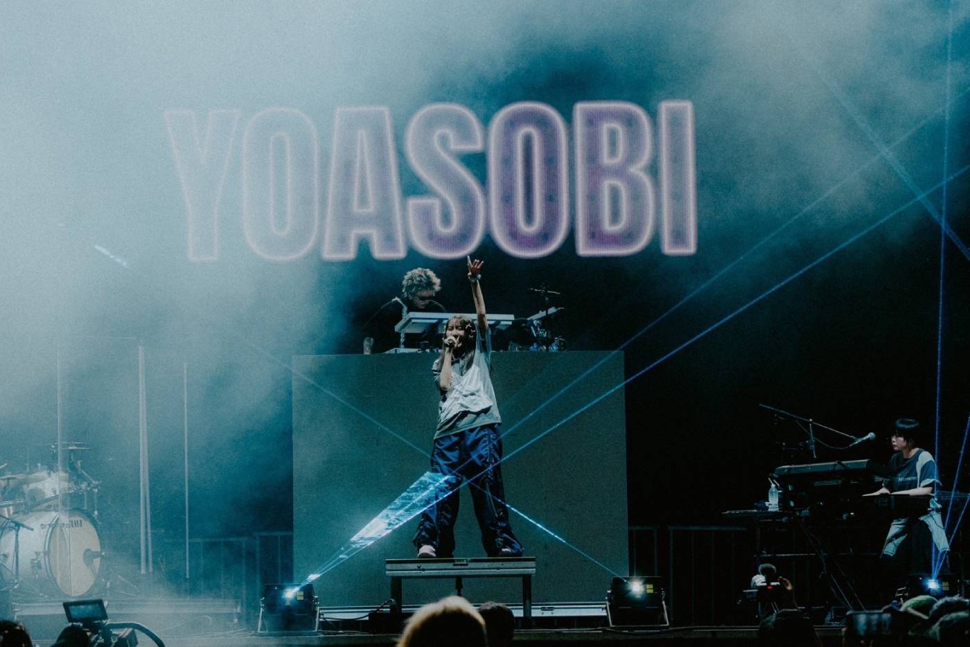 【ライブレポート】YOASOBIアメリカ・シカゴでのフェス『Lollapalooza』に初出演、単独ステージを敢行 - 画像一覧（7/11）