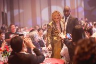 YOSHIKI世界一豪華なディナーショー完走！X JAPAN PATAとの共演や『24時間テレビ47』サプライズ出演も - 画像一覧（1/20）