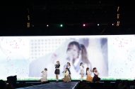 【ライブレポート】＝LOVE、≠ME、≒JOY、3グループ野外合同コンサートでメンバーをシャッフルしたスペシャルな演出を披露 - 画像一覧（8/10）